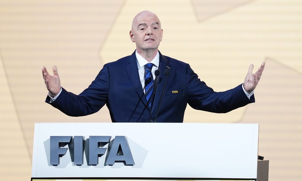 限制盧卡的 限制盧卡的